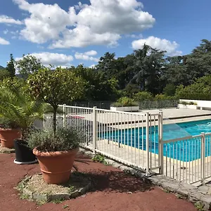 charme-et-tranquillit-dans-rsidence-avec-piscine-lapart.hotels-rhonealpes.com/